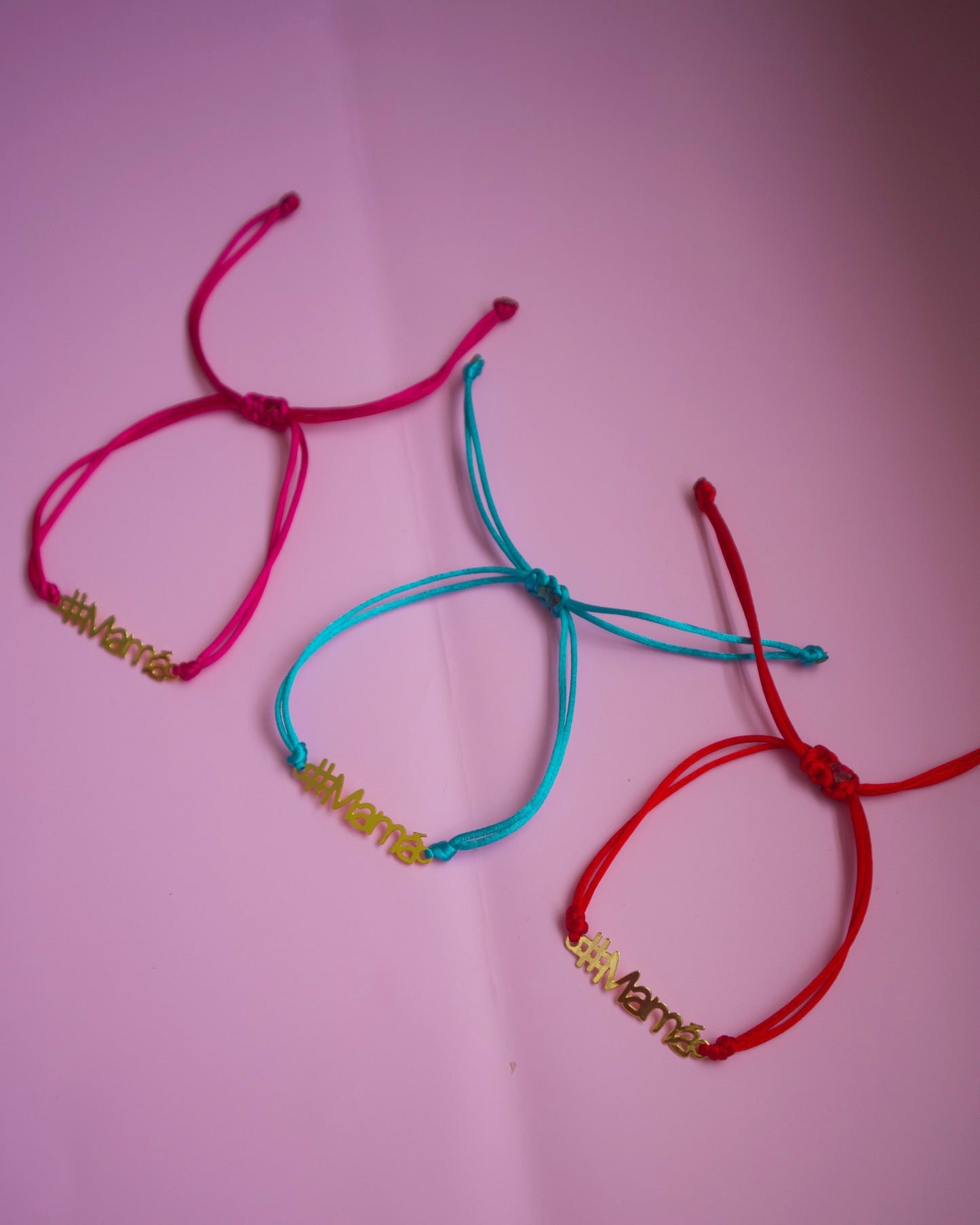 #Mamá Bracelets
