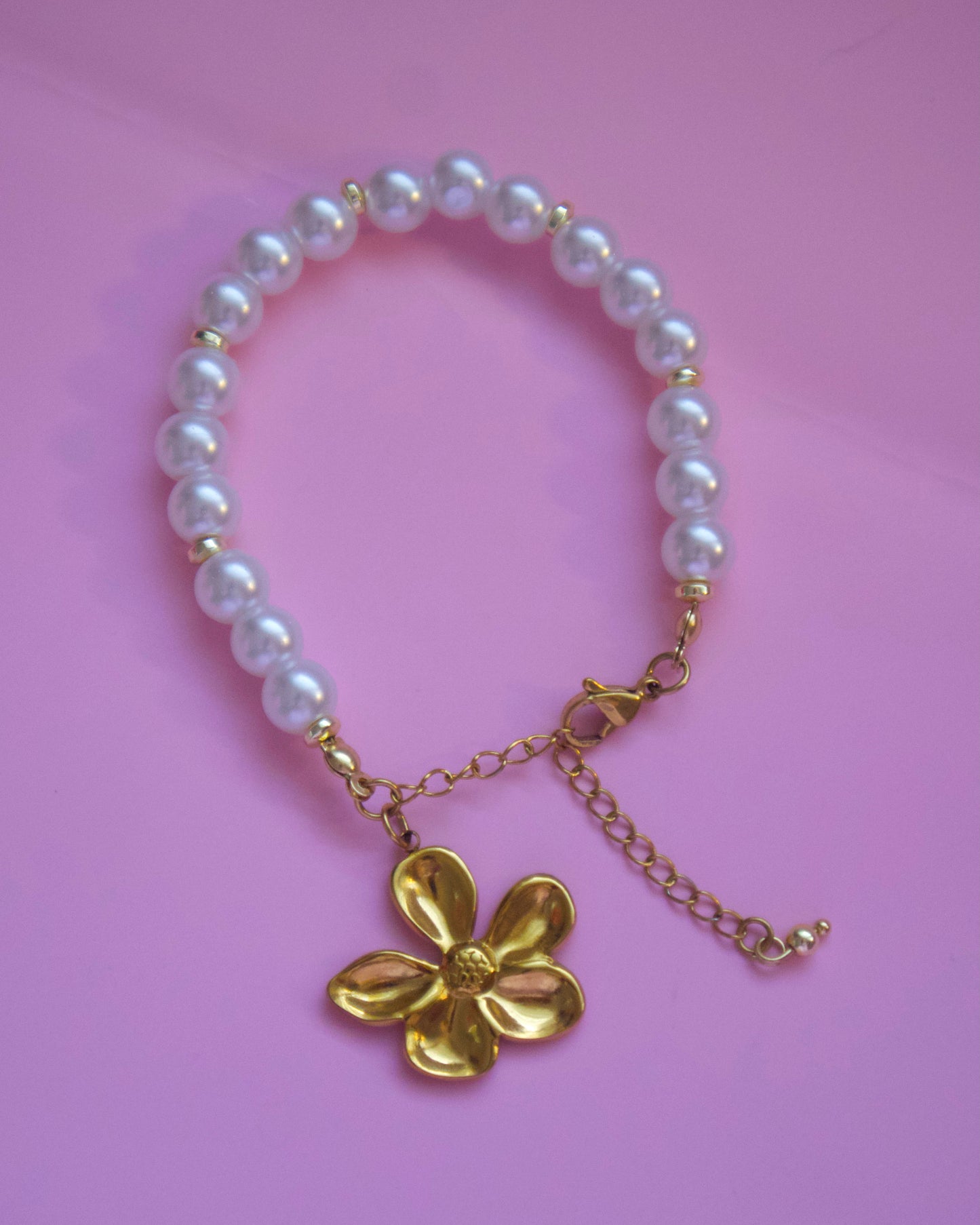 Clasic pearl bracelets