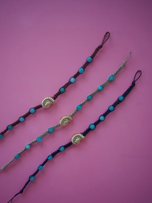 Gold Shell Macramé Choker