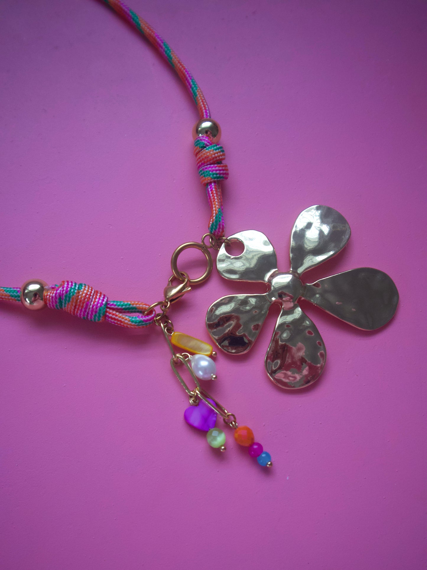 Hippie Flower Necklace