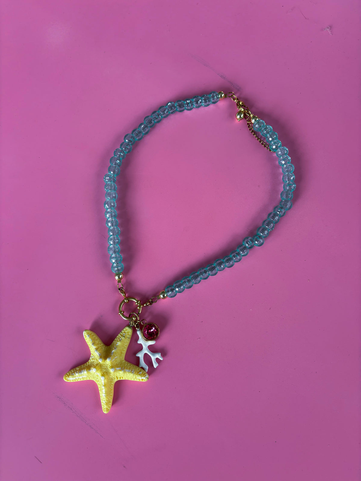 La ola Necklace