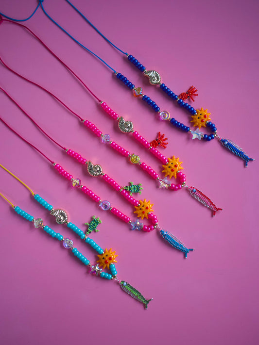 El pescao Necklace