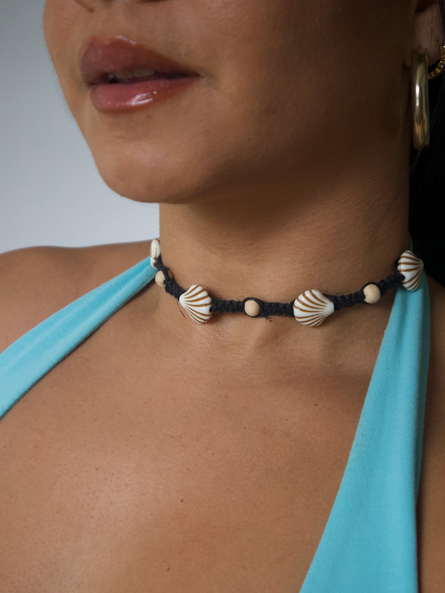 Macramé choker