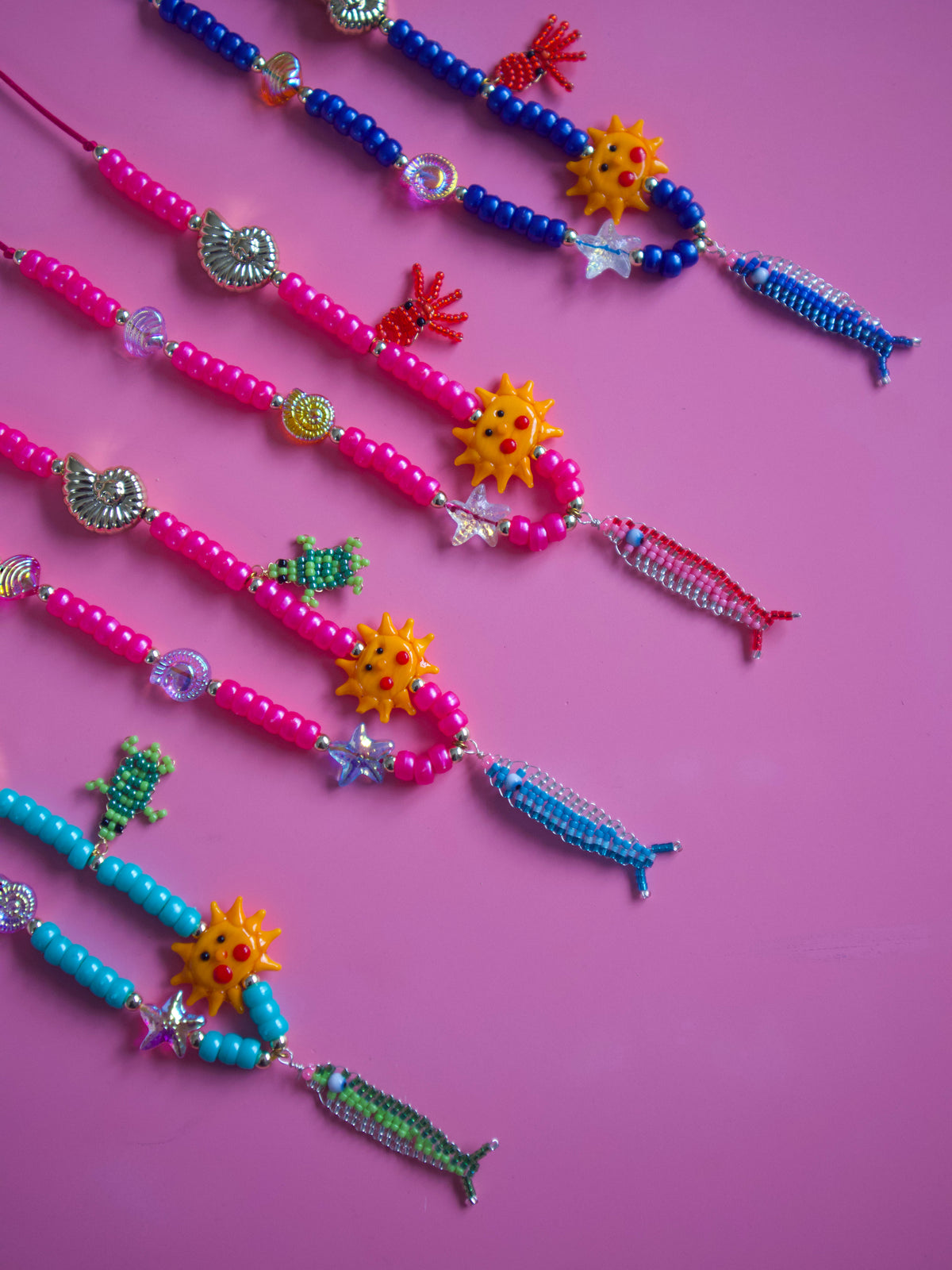 El pescao Necklace