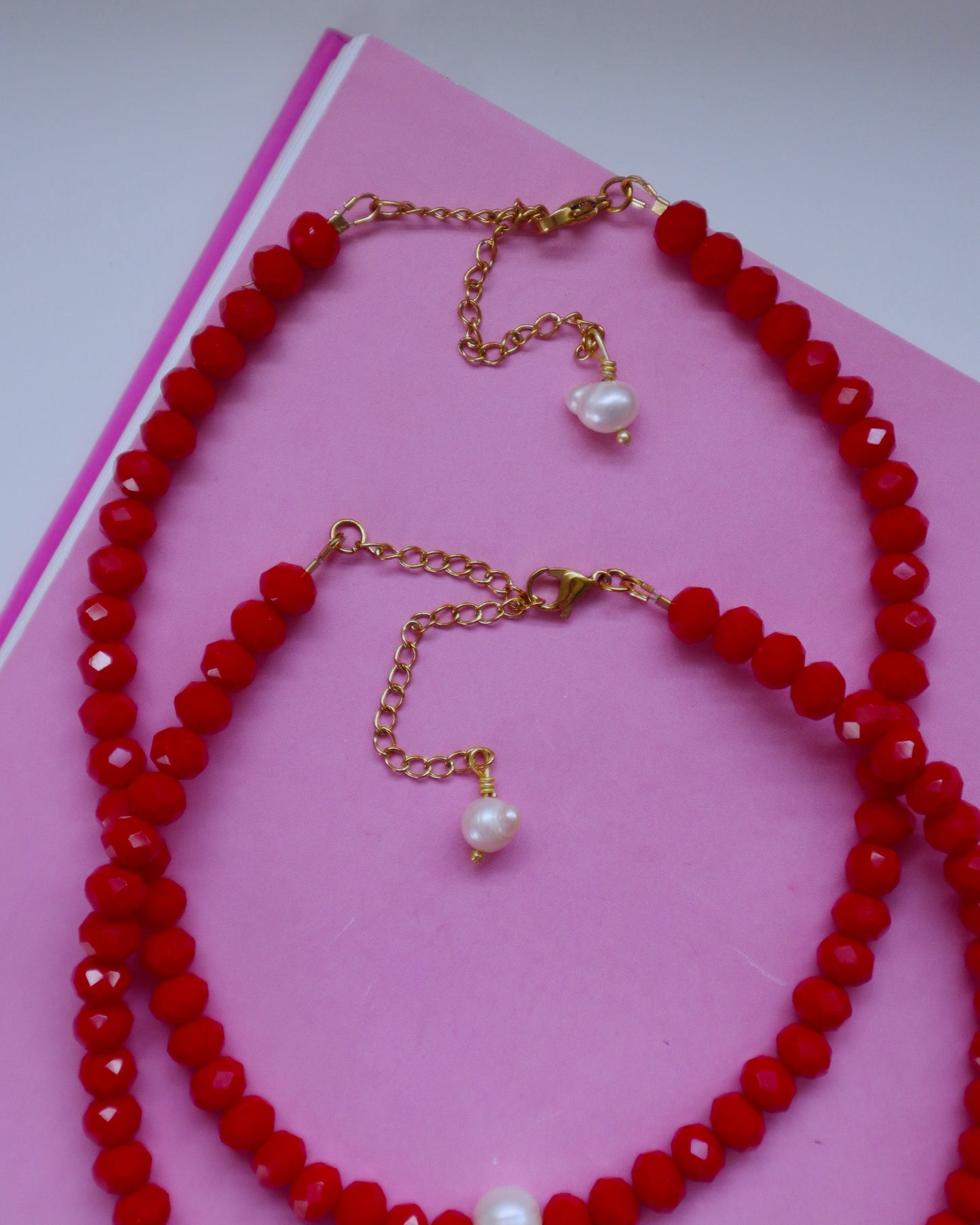 Red pearl choker