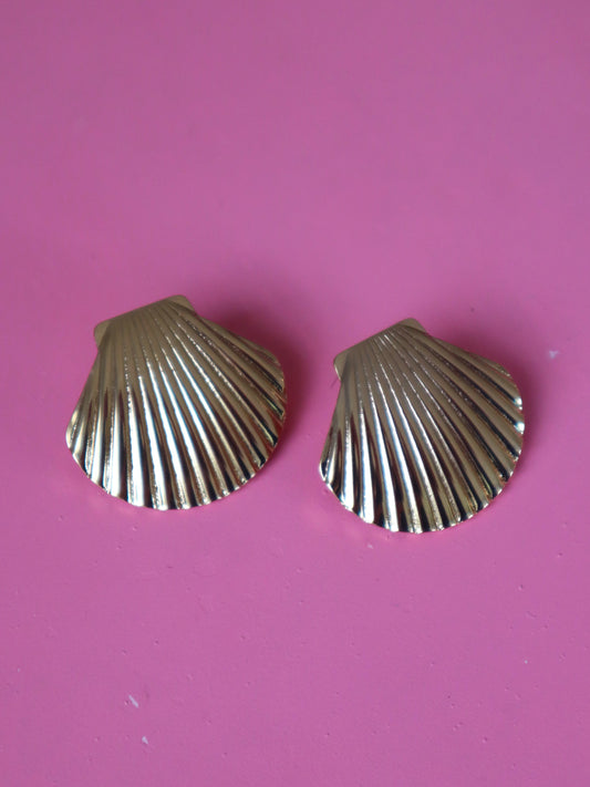 Concha earrings