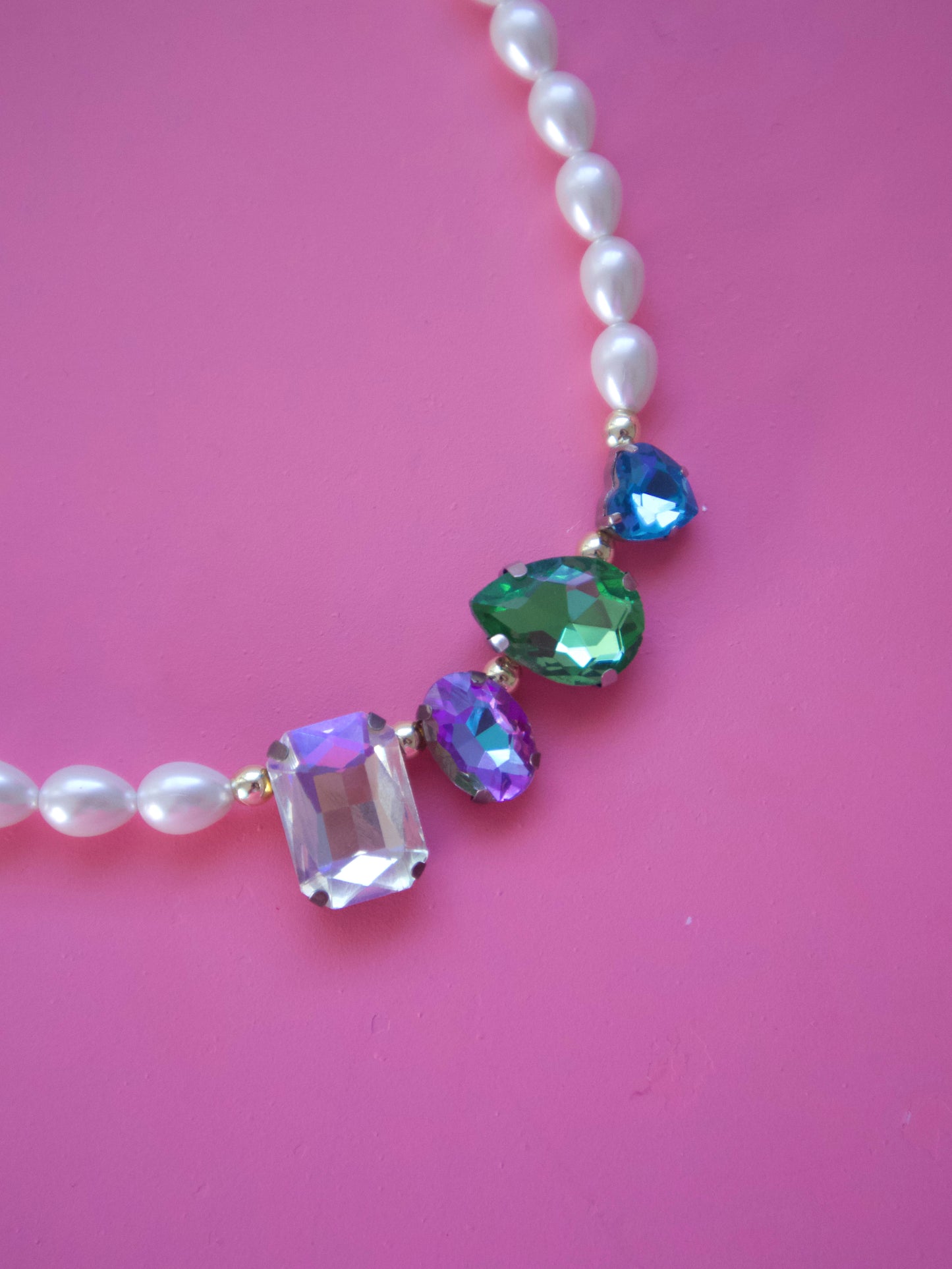 Brillante Perlas Necklace