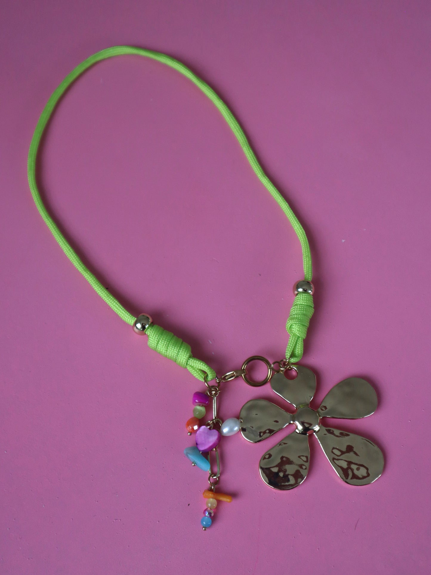 Hippie Flower Necklace