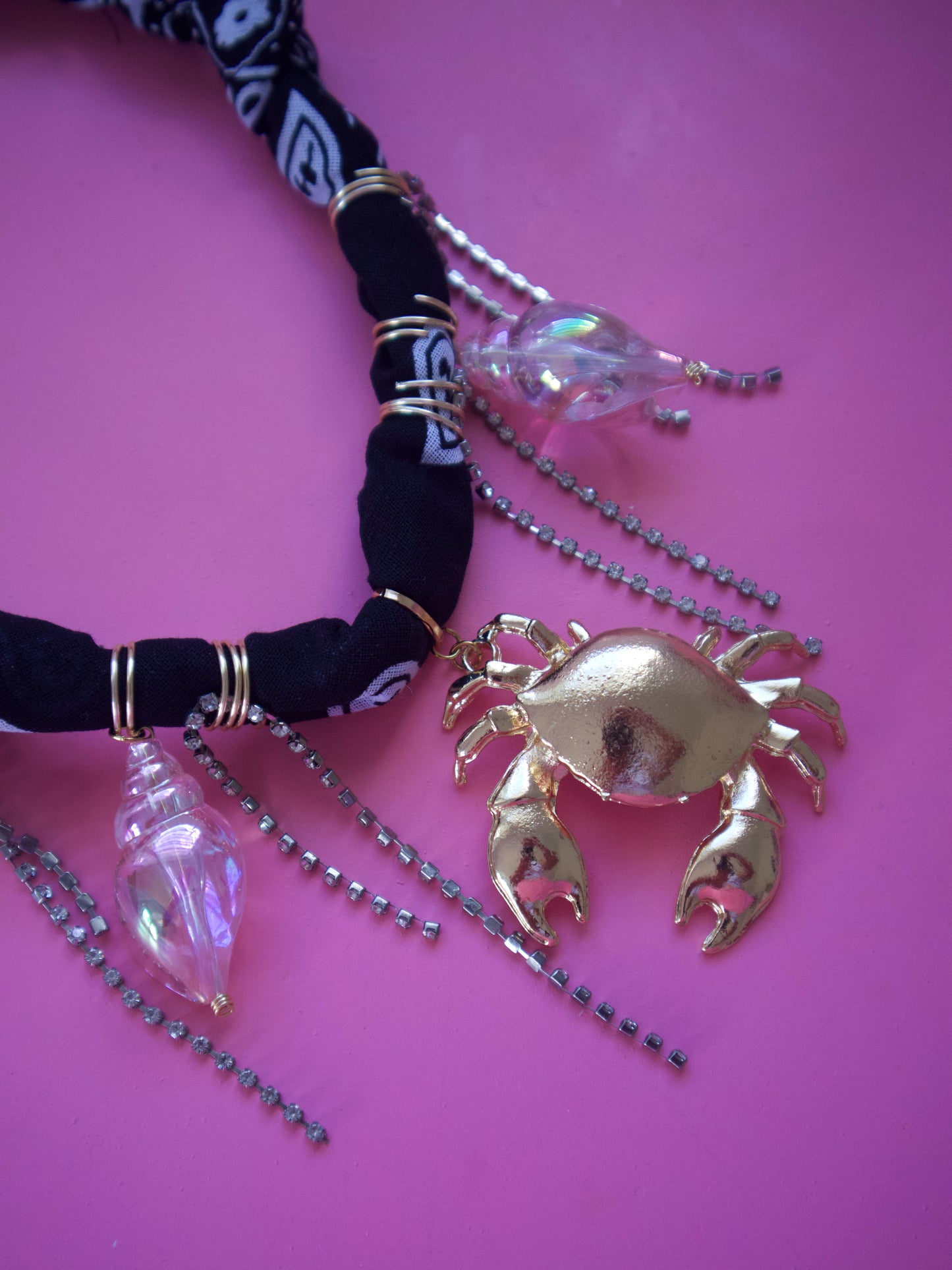 Cangrejo Necklace