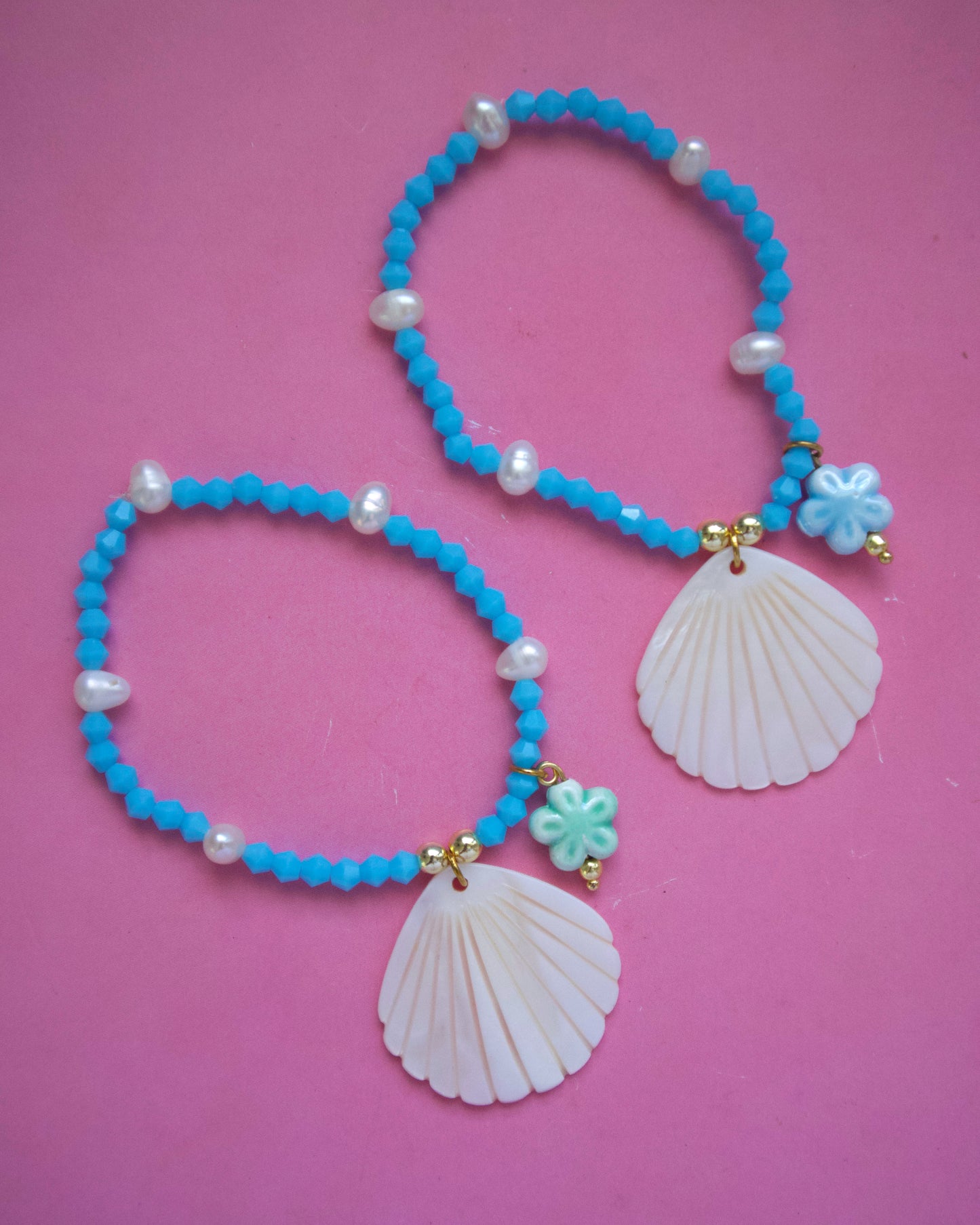 Blue concha bracelet