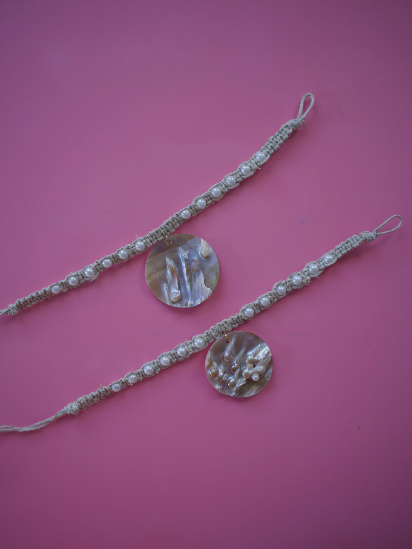 Madre Perla Macramé Choker