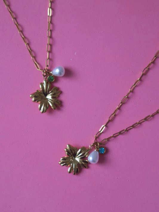Ama Necklace