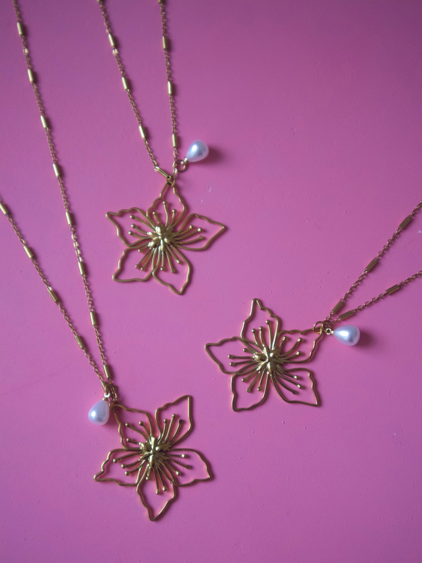 Lily Necklace