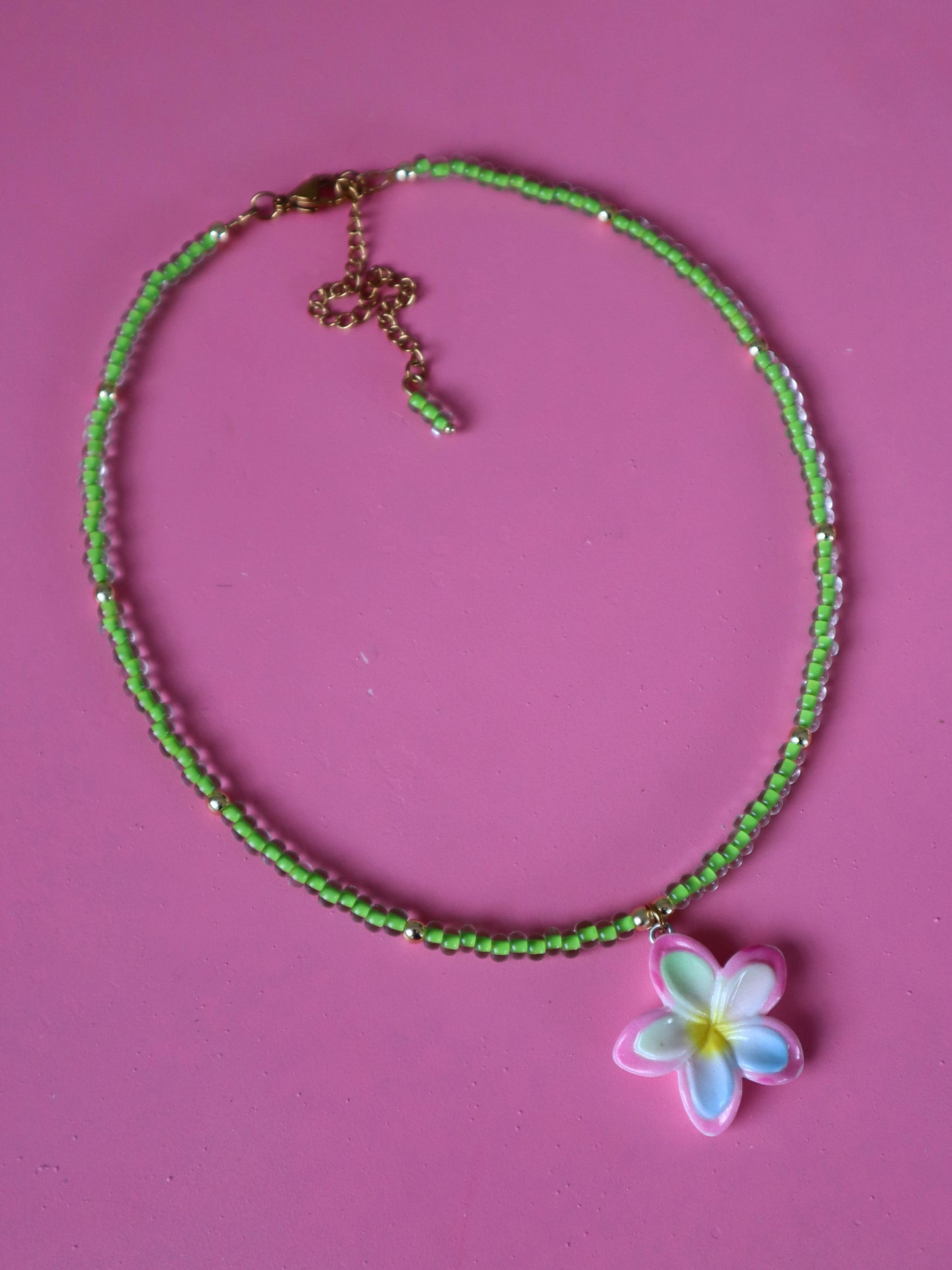Leis Color Necklace