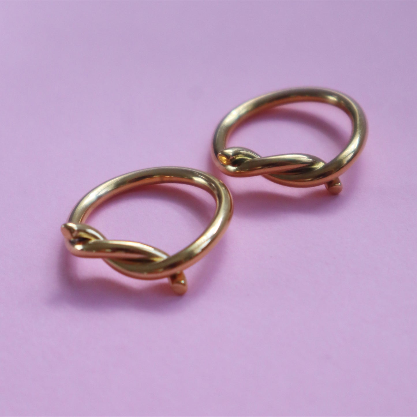 Nudo ring