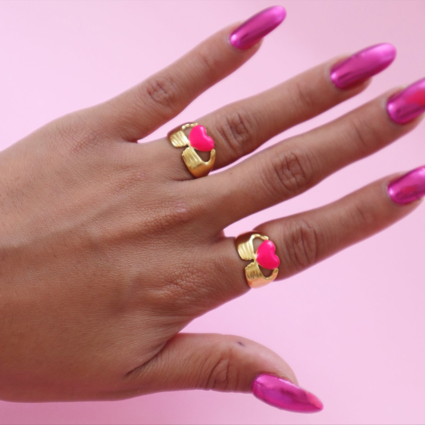 Pink hug ring